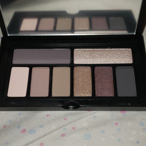 Smashbox Covershot Punked Eyeshadow Palette - Picture 3 of 5
